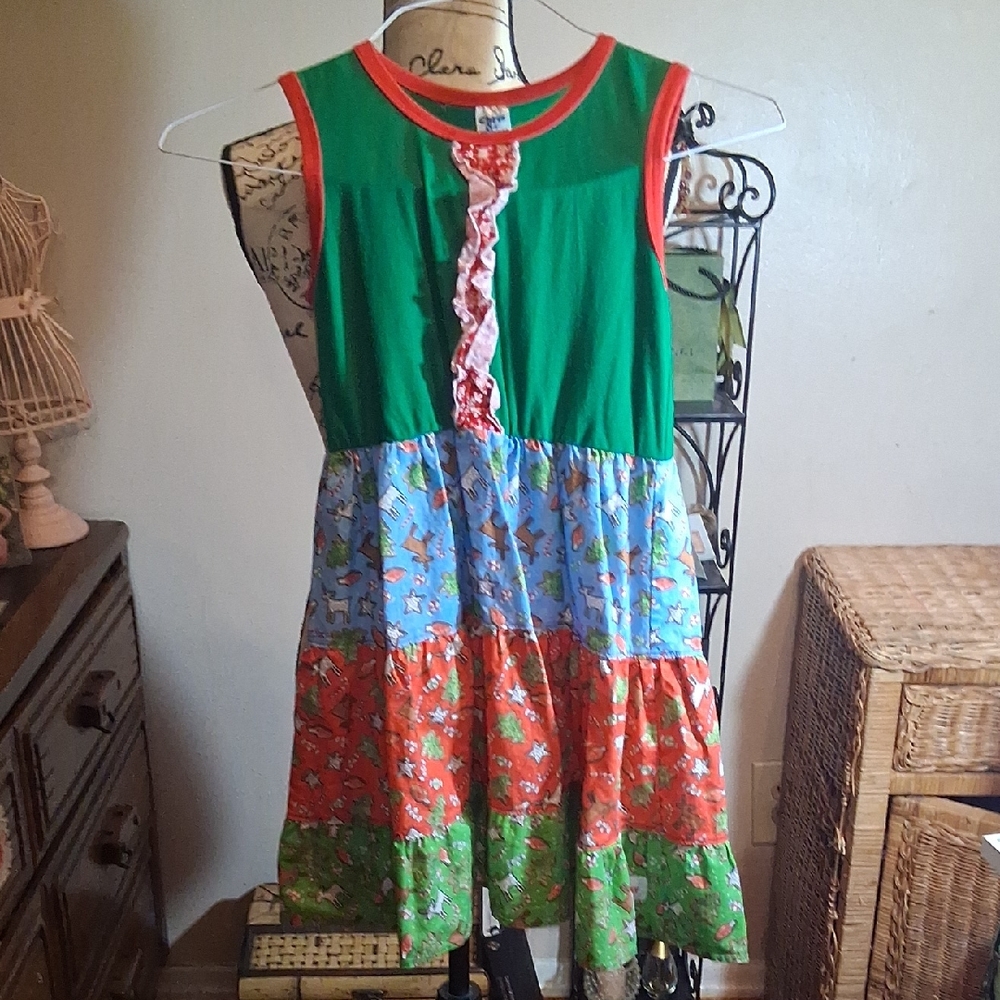 Chris N Missy Christmas Dress with Ruffle Detail Size 8 Girls